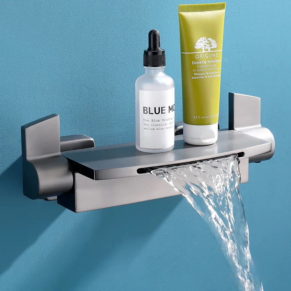 Tianview Waterfall bathtub faucet wall out of the cylinder side hot and cold bath shower shower set into the wall bathtub faucet