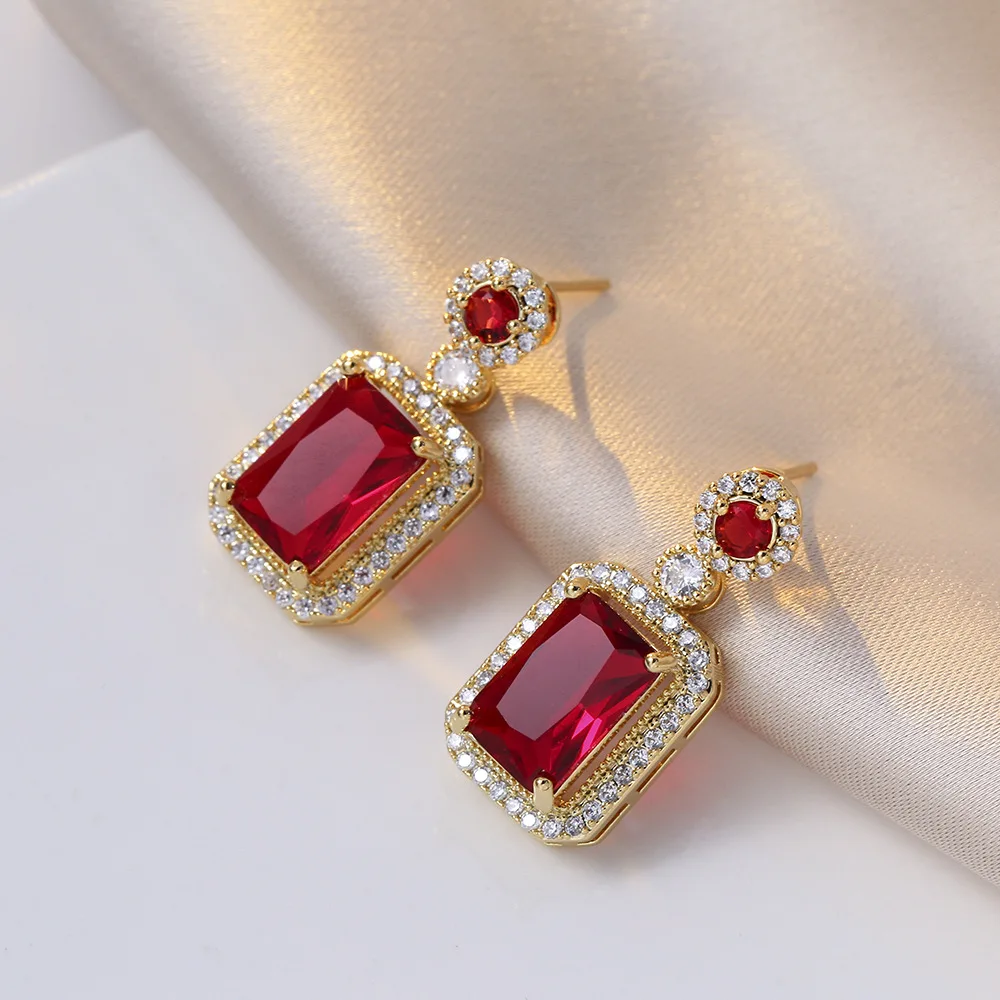 Exquisite Fashion Emerald Jewelry Set 3 Piece Set Perfume Bottle Necklace Earrings Ring Classic Banquet Wedding Birthday Gift jewelry sets,jewelry set