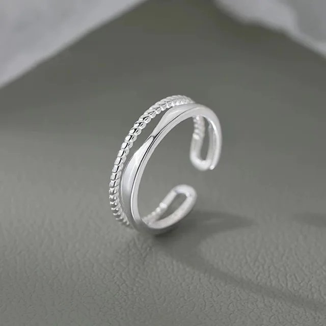Mobius-Anillos abiertos de Metal para hombre y mujer, joyería de compromiso, Color plateado, sólido.