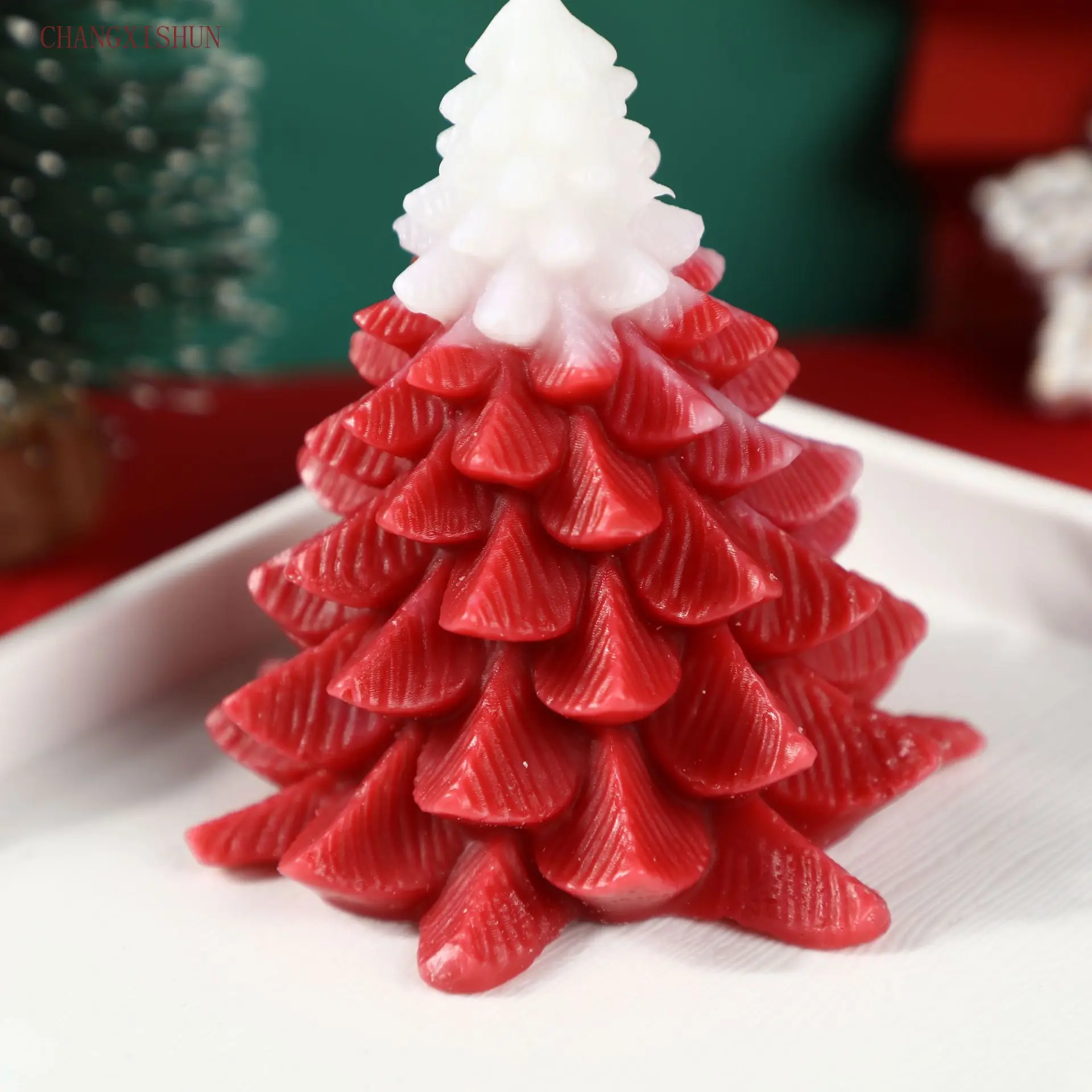Christmas Pine Tree 3D Scented Soy Wax Candle: Creative Home Decoration - Image 5