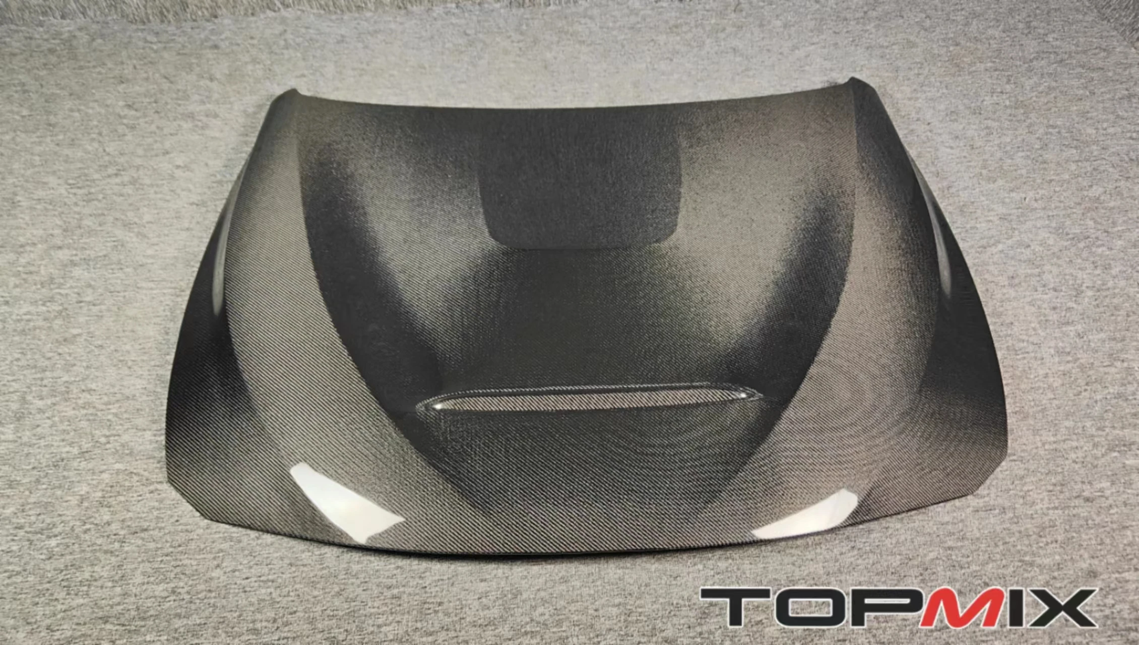 

Стильная крышка из углеродного волокна GTS для BMW i3 2012-2019 F30/35