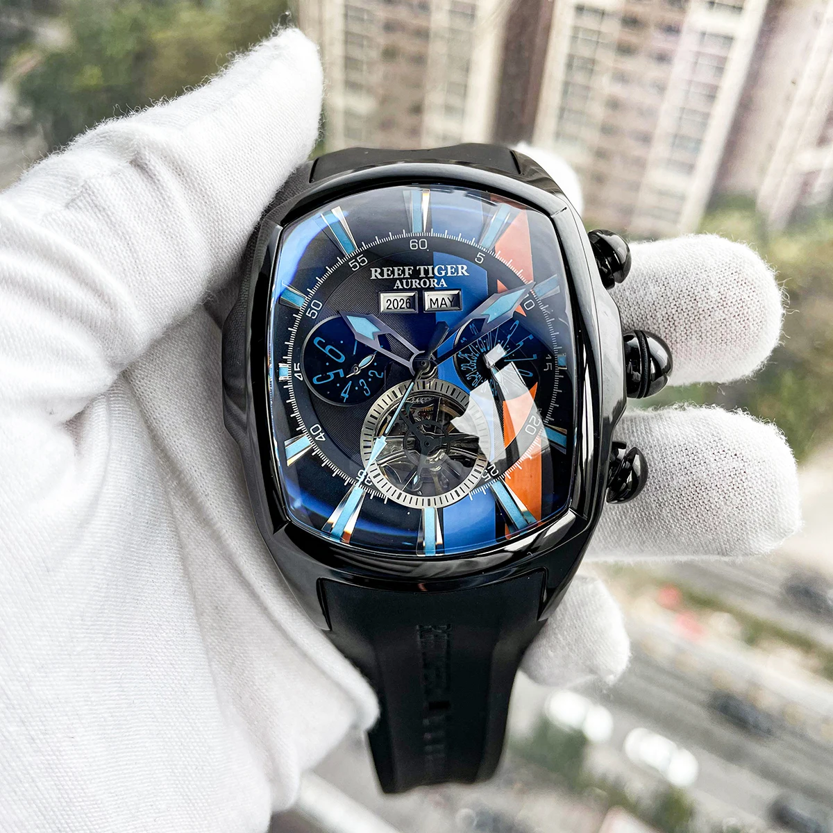 Reef Tiger Men's Tank-track Black Case Sport Watches