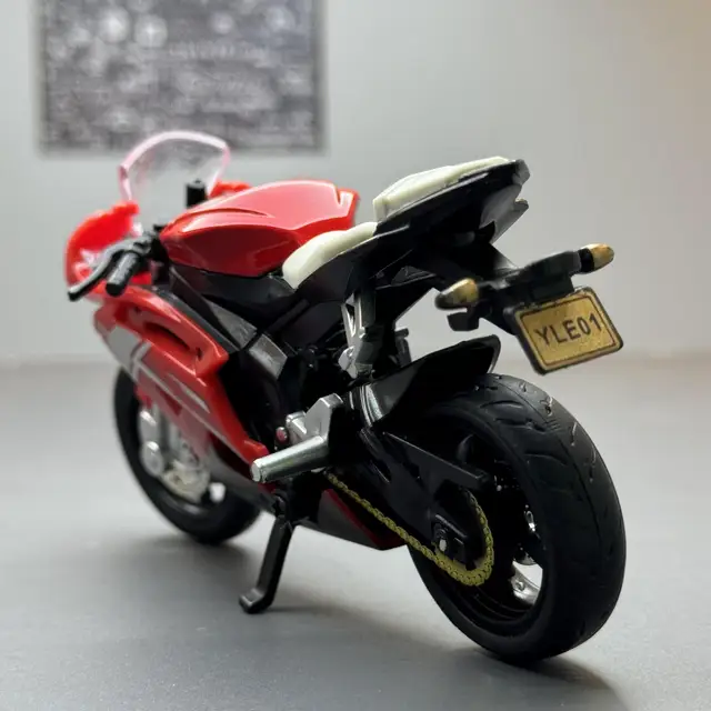 1:18 Scale Yamaha R6 Alloy Scooter Sport Bike Figurines Diecasts Decor Motorcycle Racing Model Replicas Collection Gift For Boys 2