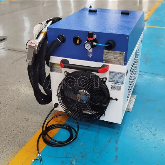 

2023 Professional HandHeld Fiber Laser Cleaning Machine Rust Removal 1000w 1500w 2000w For Cleaning Rusty Metal