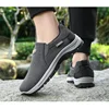 Men's Fashionable Sports Shoes,outdoor Hiking Leisure Multi-functional Running Shoes,soft and Comfortable,non Slip Men's Shoes 5