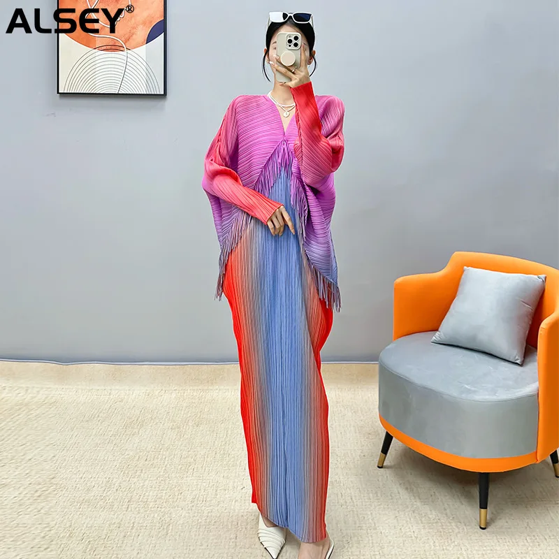 

ALSEY Miyake Pleated Casual Dress Spring New Batwing Sleeve V-neck Tassels High end Gradient Wedding Maxi Dresses for Women