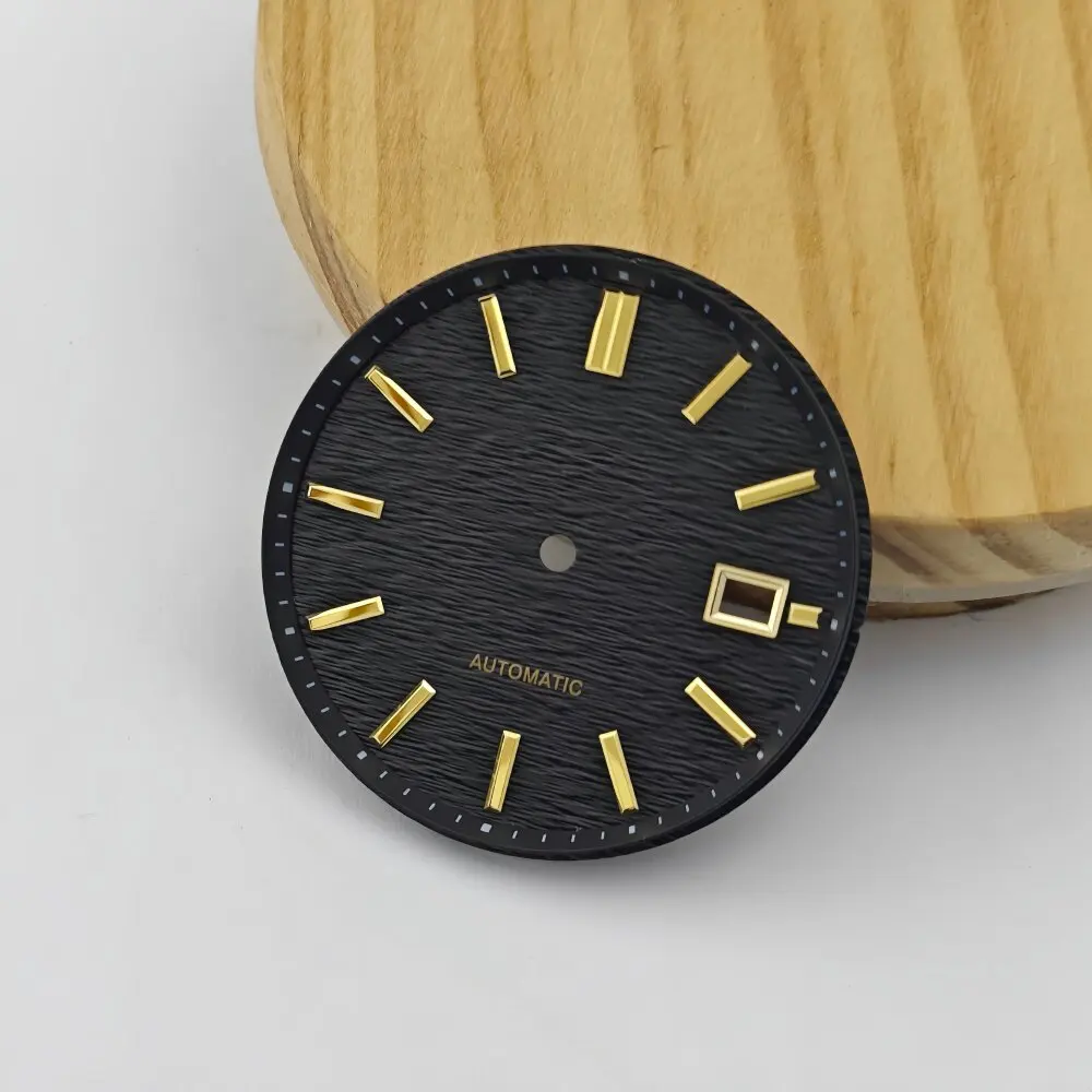 Elegant Transverse Stripe Textured Watch Dial - Grand Collection Edition