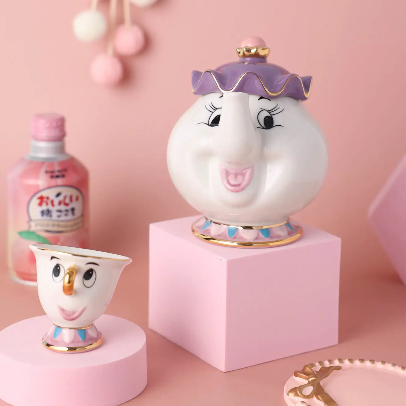 

Disney Cartoon princess Mrs. Potts Teapot Mug cute Chip kettle Clock Tea Pot Cup Lovely Gift