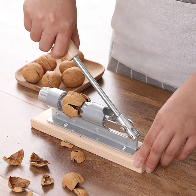 nut crackers for nuts