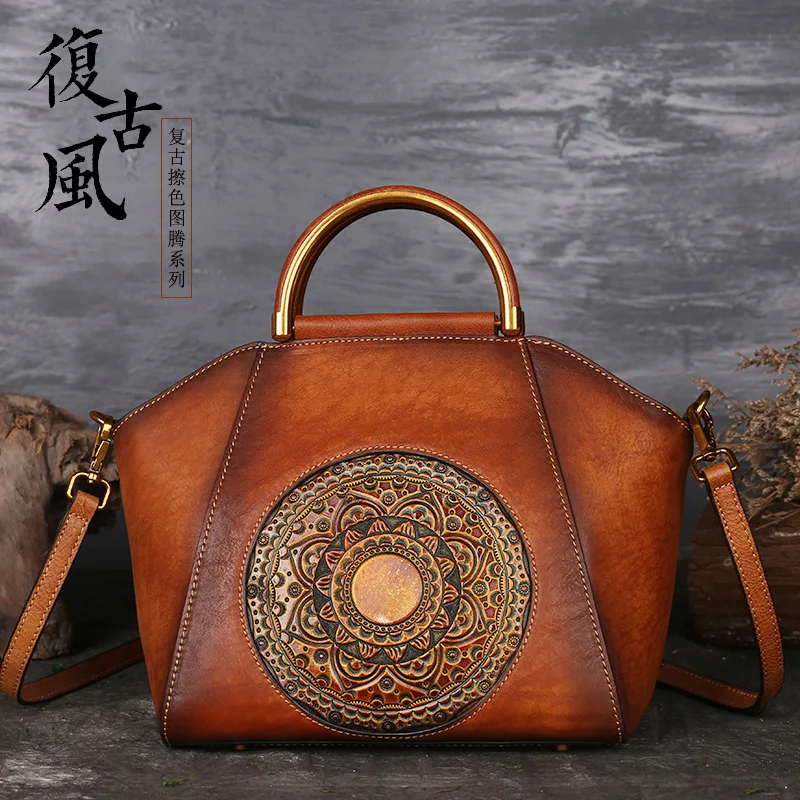 

Genuine Embossed Leather Messenger Top Handle Bagretro Handbag Totem Pattern High Quality Naturalskin Women Shoulder Tote Bags