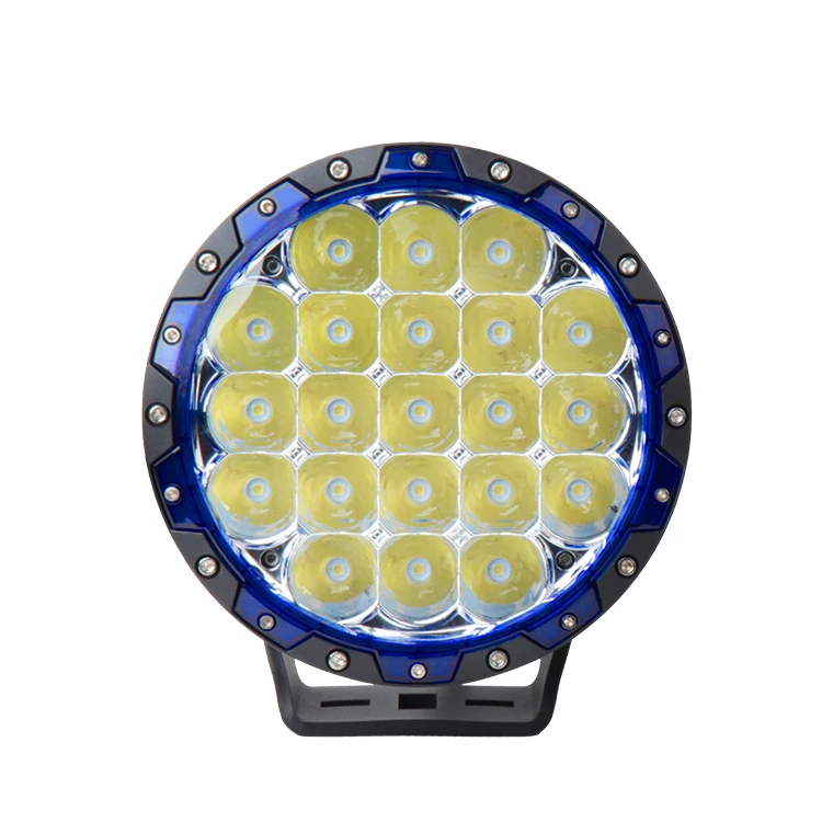 Рисунок 3 - Внедорожник 4x4, фонари для работы