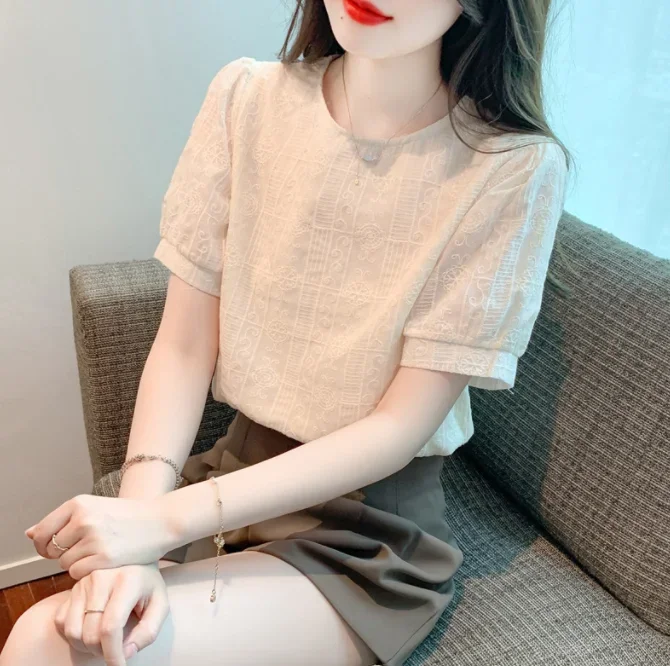 

Bubble sleeved shirt for women