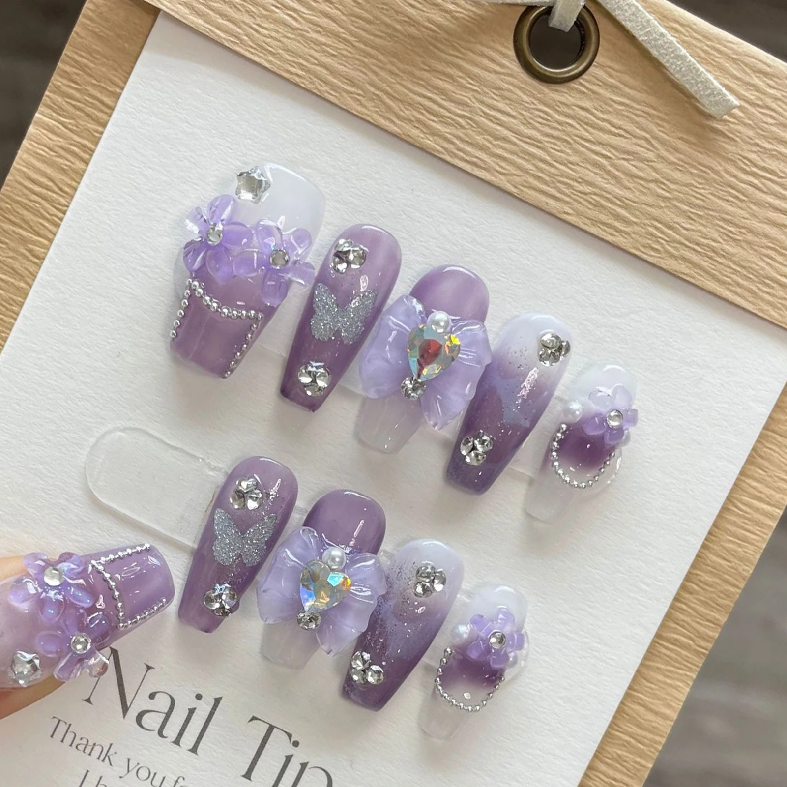 

10 шт., накладные ногти в виде бабочек и цветов