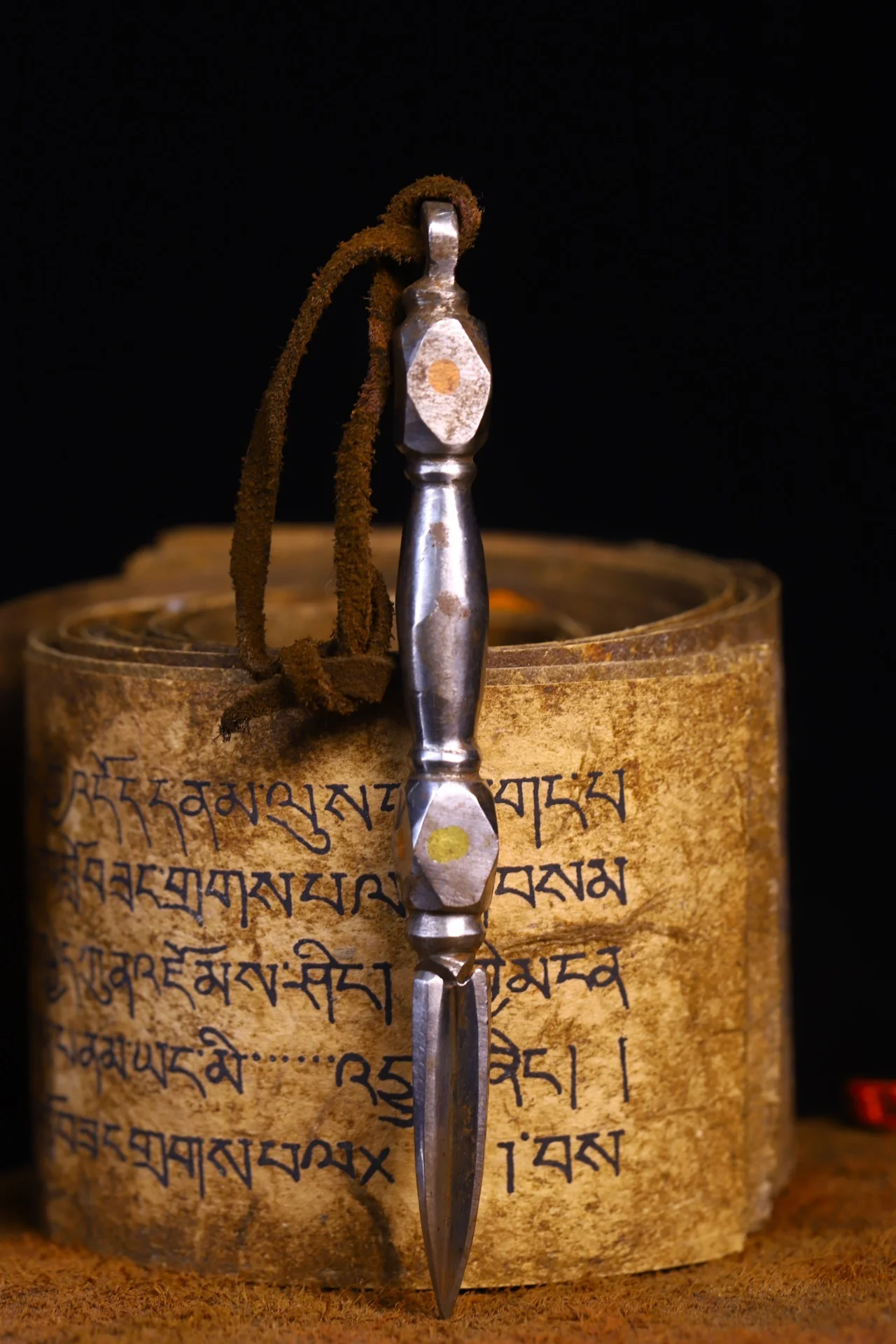 

5"Tibetan Temple Collection Old Tiantie polygon water chestnut Dorje Vajra Phurpa Amulet pendant Town House Exorcism