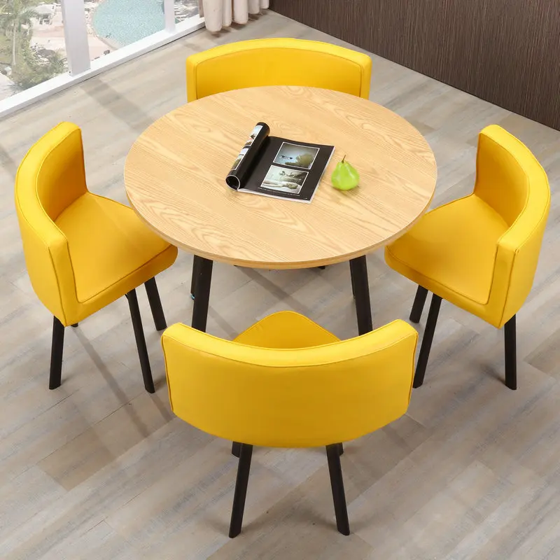 Рисунок 2 - Гостиная деревянная искусственная