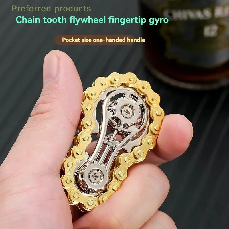 Närbild på cykelkedjeinspirerad mekanisk design