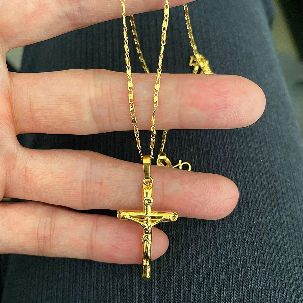Luxurious 24k Gold-Plated Cross Necklace for Couples - Elegant Jewelry Gift