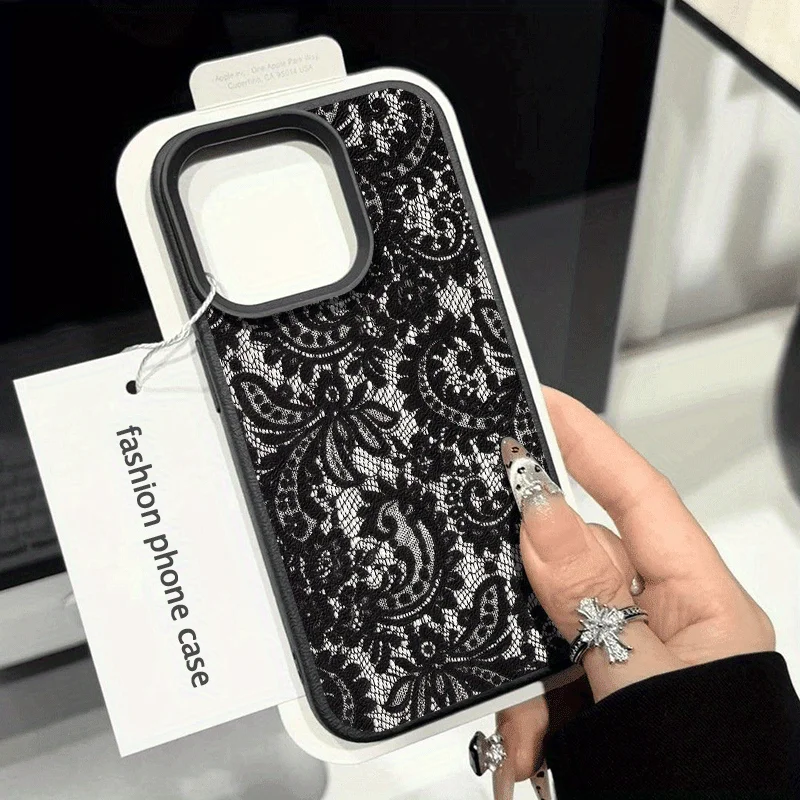 รูปสินค้า เคส iPhone ลูกไม้สีดำ สวยหรู ปกป้องดี