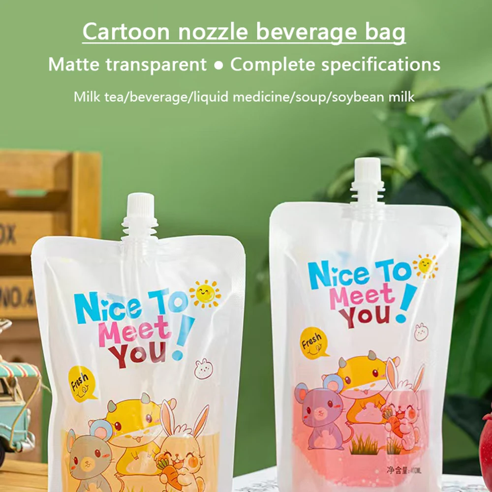 Baby Food Pouches Baby Feeder Fruit Puree Squeeze Station PP Food Dispenser With Preservation Bag Cartoon Random 200ml food pouch fruit food feeder