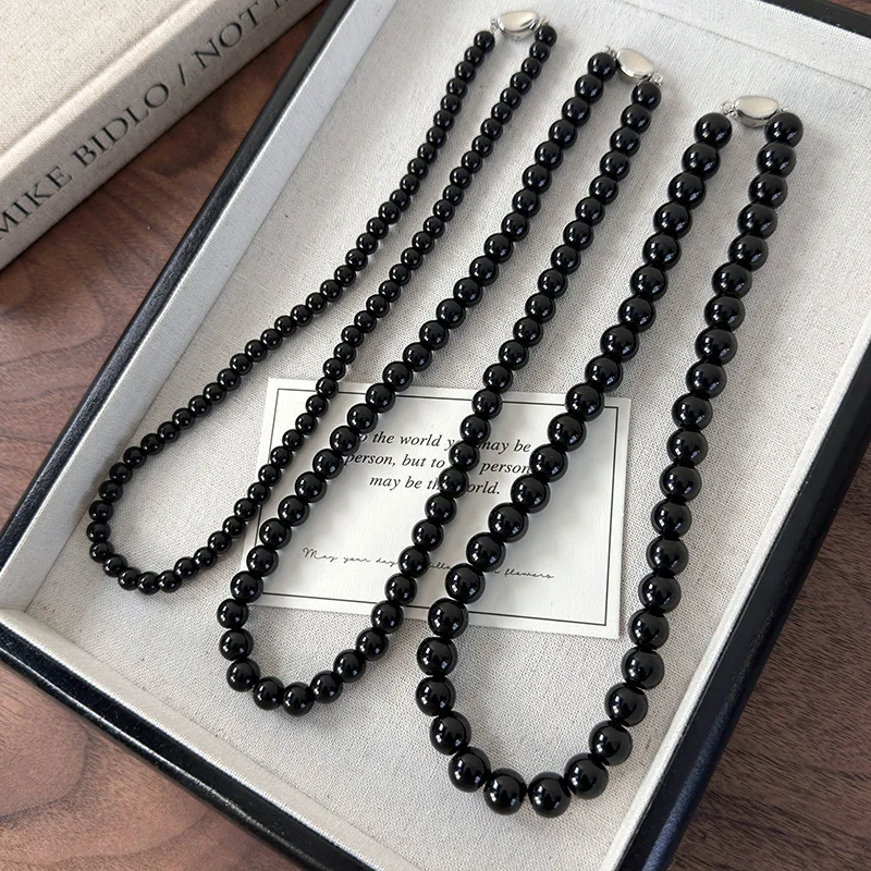 Minar Simple Necklace - Clasp Detail