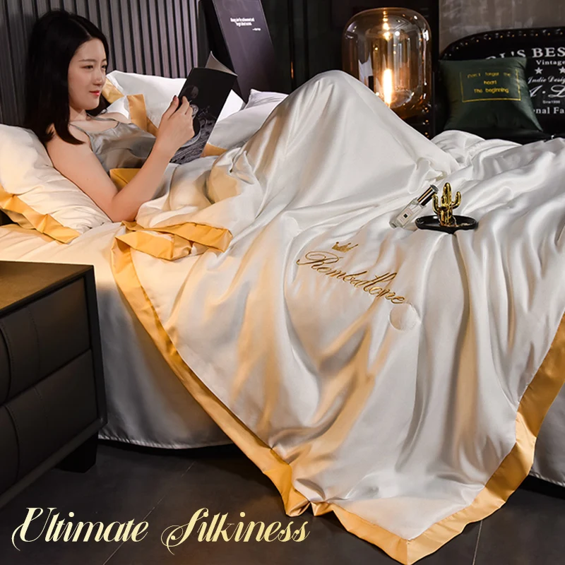 Luxury Emulation Silk Quilted Quilt Queen High End Spring Summer Satin Quilts Mechanical Wash Soft Comfortable Thin Comforter