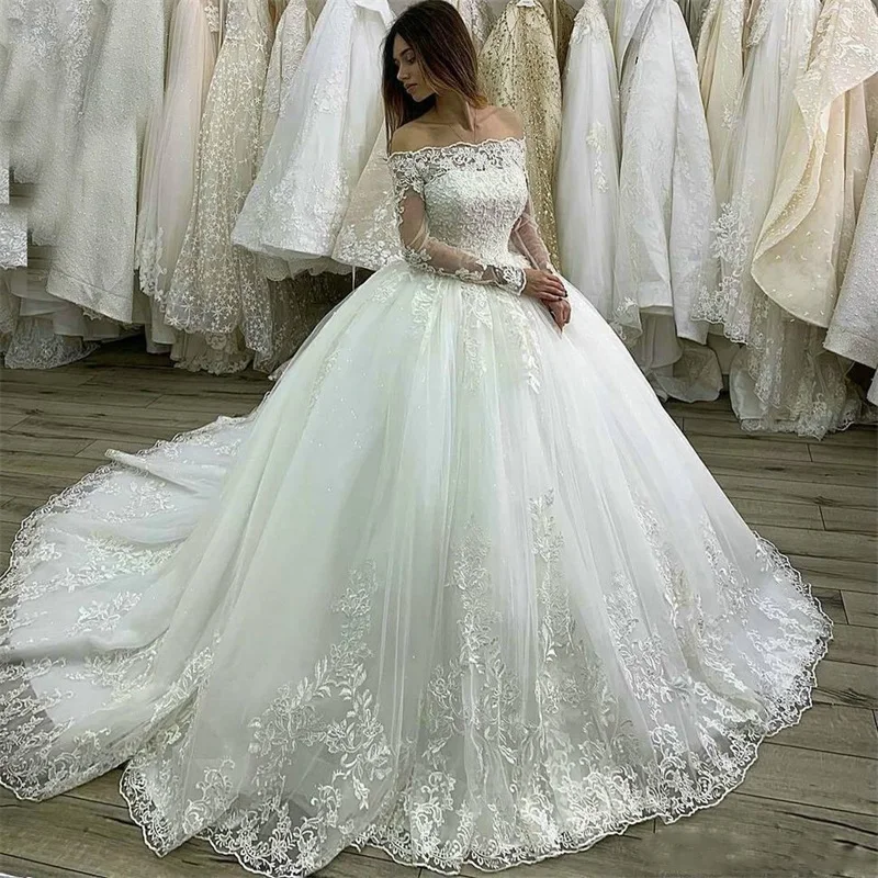 Deluxe Elegant Princess Prom Dresses White Wedding Gowns Long Sleeve Lace Applique Sexy Off Shoulder Boat Neck Bridal Dress Plus 3
