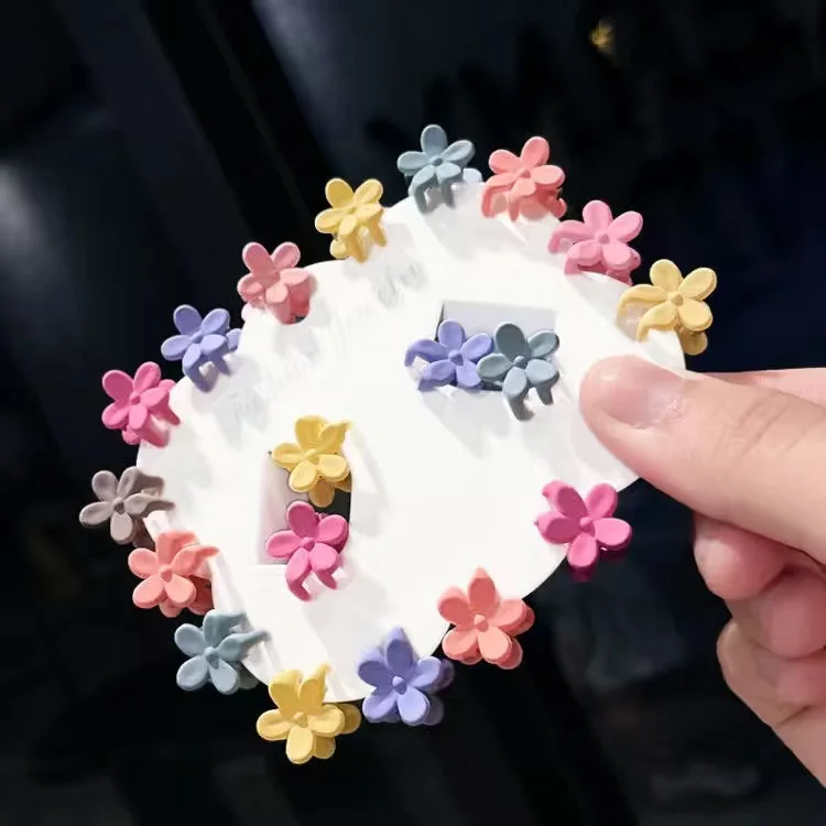 布花のヘアアクセサリー ブライスサイズ 布花のヘアアクセサリー ブライスサイズ 布花のヘアアクセサリー