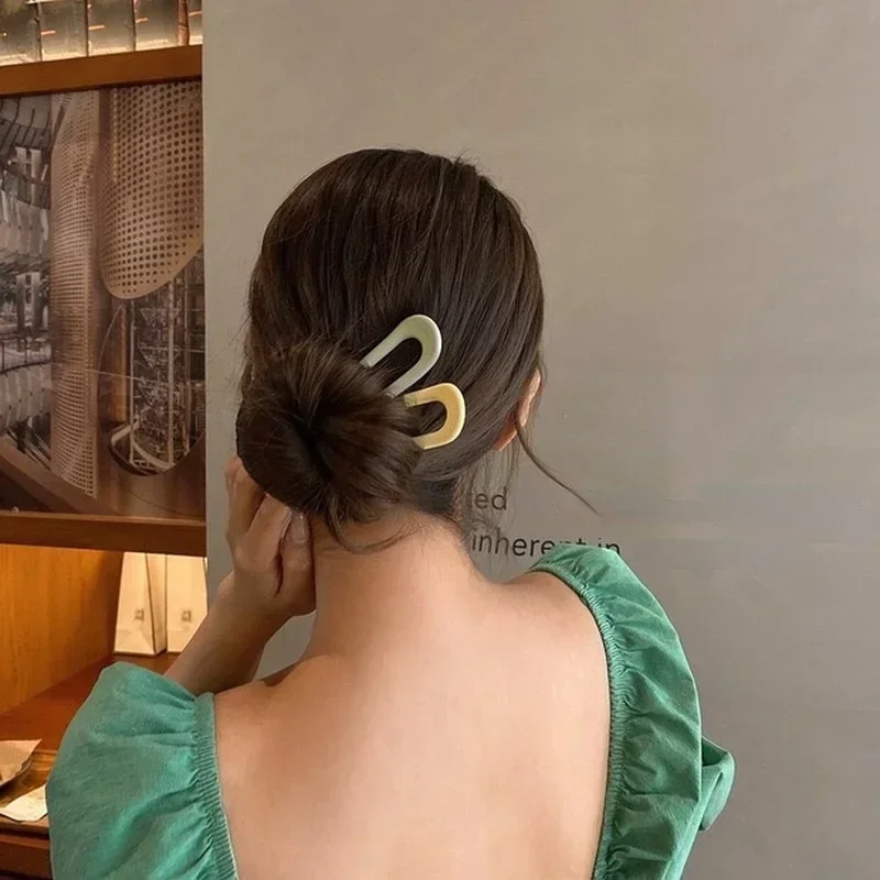 Fashion Candy Color Hair Sticks For Women Shell Hair Clip Pins 1pcs Minimalist U Shape Girls Hairpins Hair Bun Maker Headwear