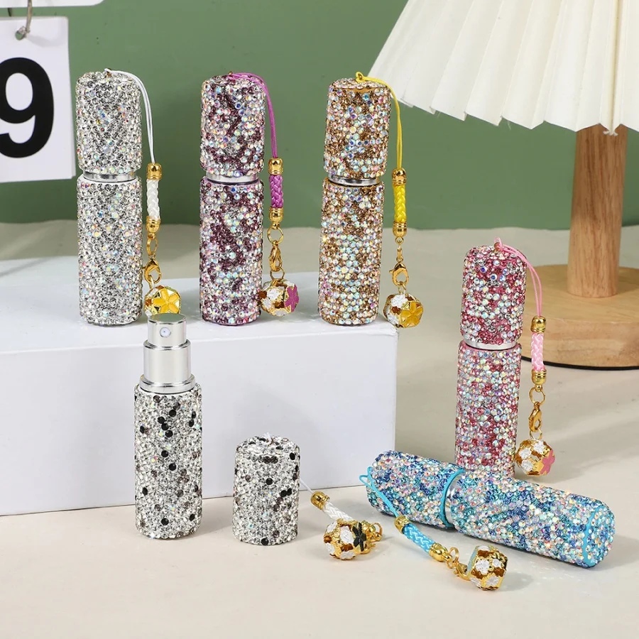Luxurious Rhinestone Travel Perfume Atomizer with Lanyard - 5ml Refillable Mini Spray Bottle
