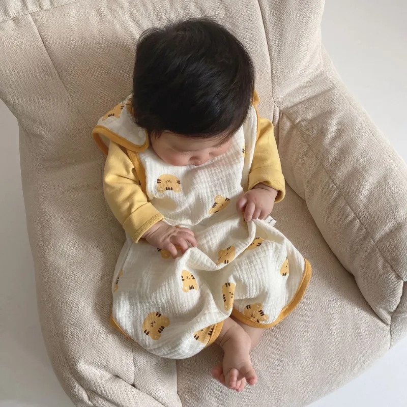 Baby Crawling Suit Pure Cotton Gauze Sleeping Cloth Sleeveless Vest Newborn Children's Anti Kick Quilt Spring Summer Thin Style kids pajamas