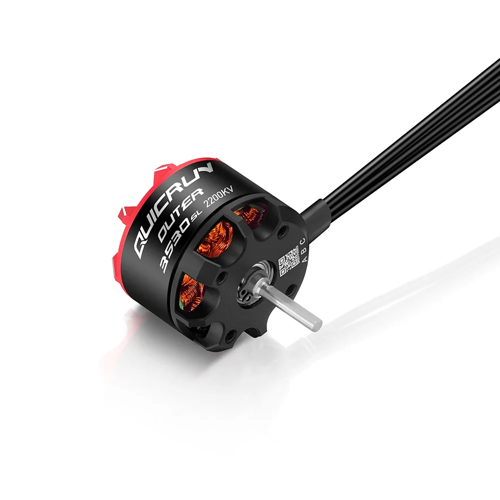 Gros plan sur l'étiquette du moteur RC sans balais Hobbywing 3530SL indiquant les spécifications 1700KV/2200KV