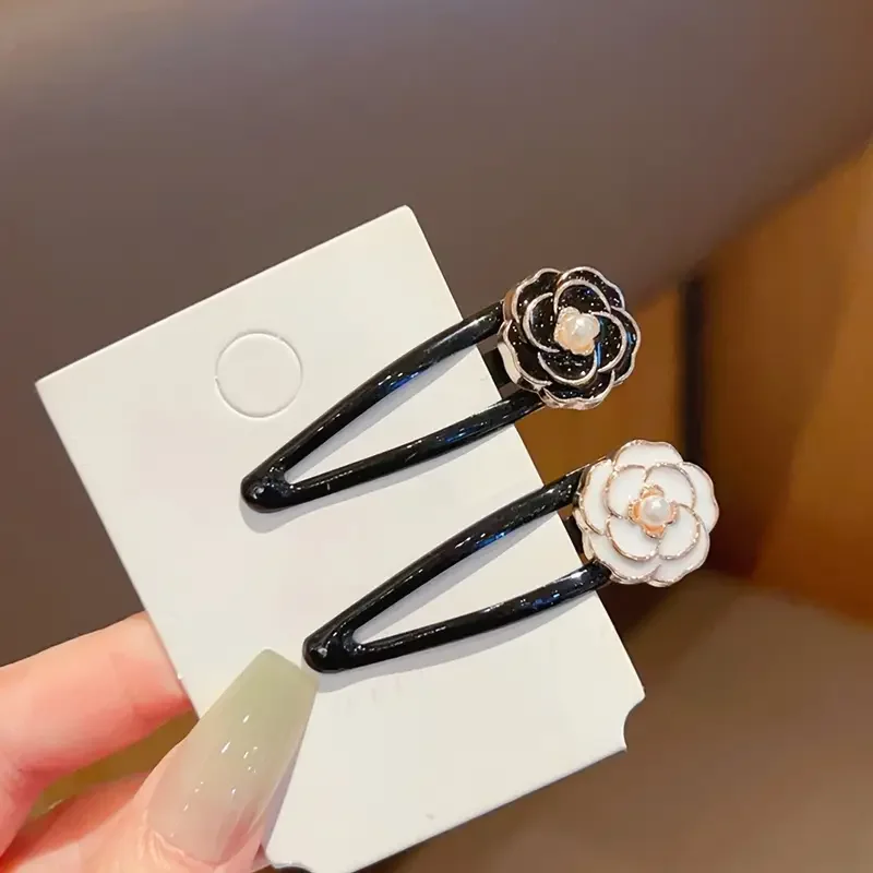 2Pcs Koreanische Elegante Kleine Kamelie Haar Clips Set Für Mädchen Mini Nette Haar Clips Barrettes Haar Zubehör Kopfbedeckungen