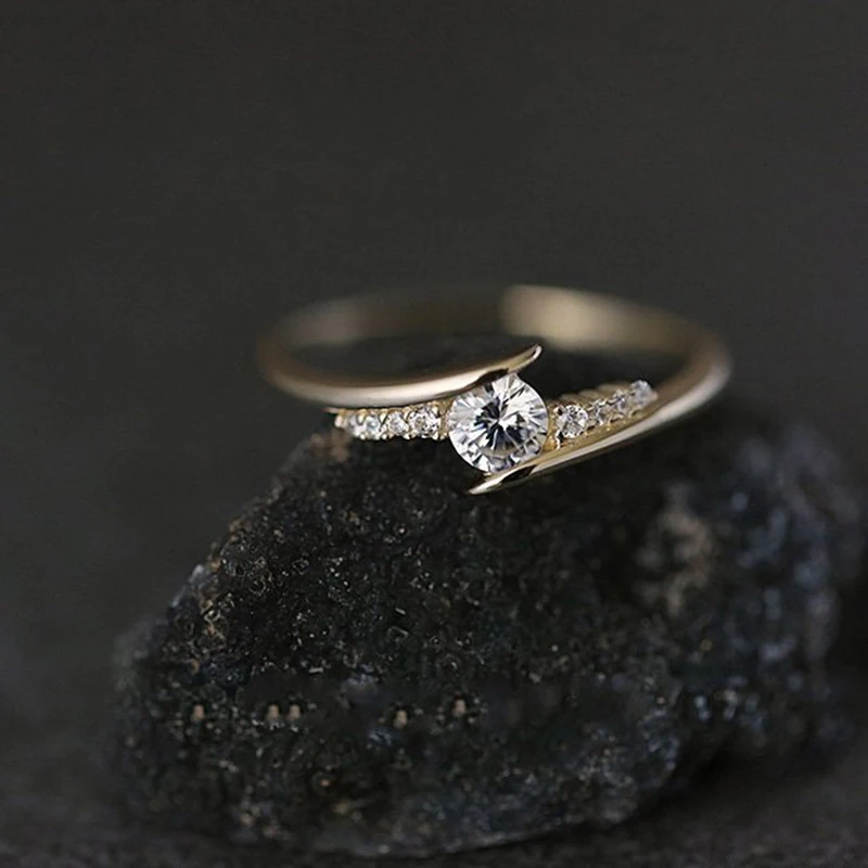 Wedding Rings Womens Ring Cubic Zircon Ring Finger Rings Jewelry Rings Ring Jewelry ZHOUYANG Ring for Women Simple Style Cubic Zirconia Wedding Ring Light Gold Color Fashion Jewelry KBR103