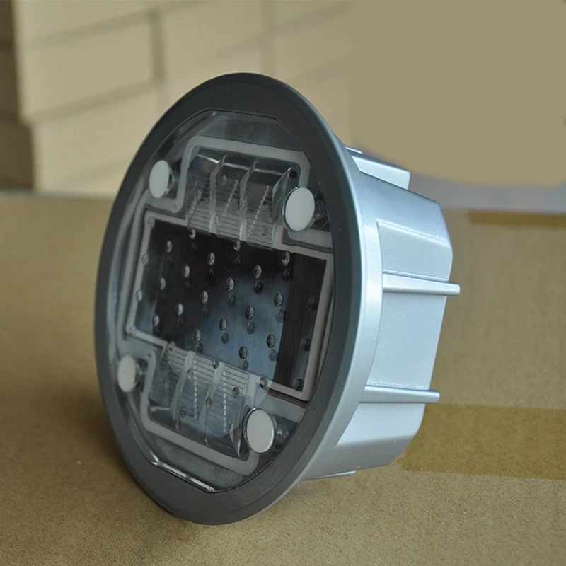 IP68 Waterproof Aluminum Pressure Resistant LED Solar Powered Road Stud Light Reflective Ground Warning Lamp