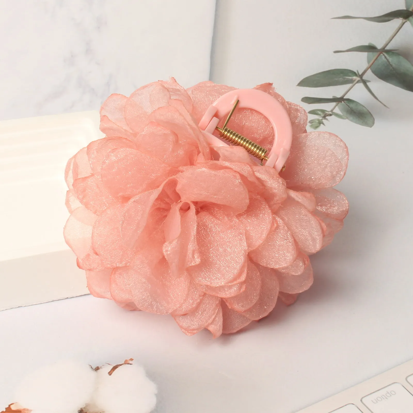 Fabric Flower Hair Claw Clips for Women Girls Yarn Flowers Ponytail Holder Hair Clamps Barrette Fashion Plastic Hair Clip