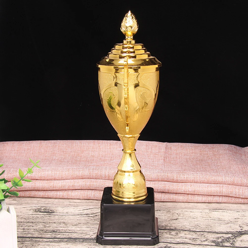 Gold Plastic Trophy Basketball Football Trophy 8.5 Inch Game Match Trophy with Lid Winners Award Trophy for Competition Race