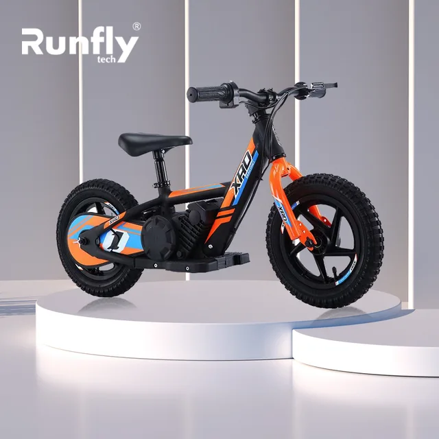 新品の子供用バランス車スクーター。 楽天市場】＼ 半額 ＆5％オフ ／ 8/4 18時～☆ キッズバイク