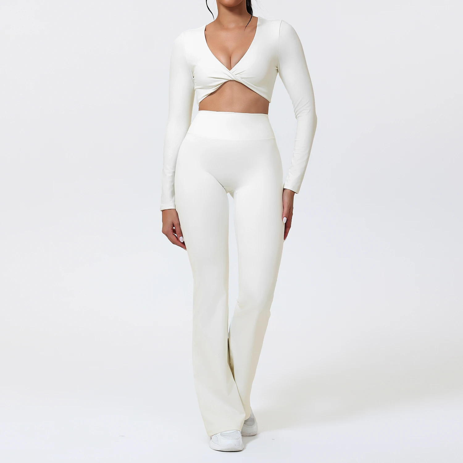 Ivory White / M