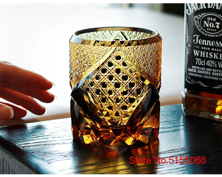 Description Picture 6 of itemJapanese Black Warrior Armor Edo Kiriko Whisky Rock Glass Amber Crystals Whiskey Cup High-end Wine Glass Hand Cut Brandy Snifter