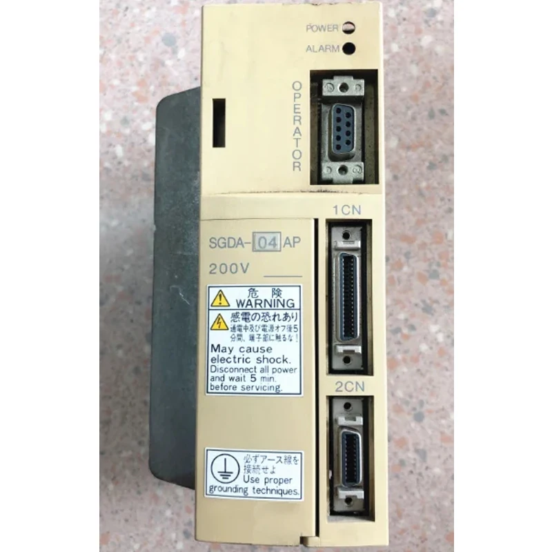 

В Применение и Тесты из SGDA-04AP сервопривод
