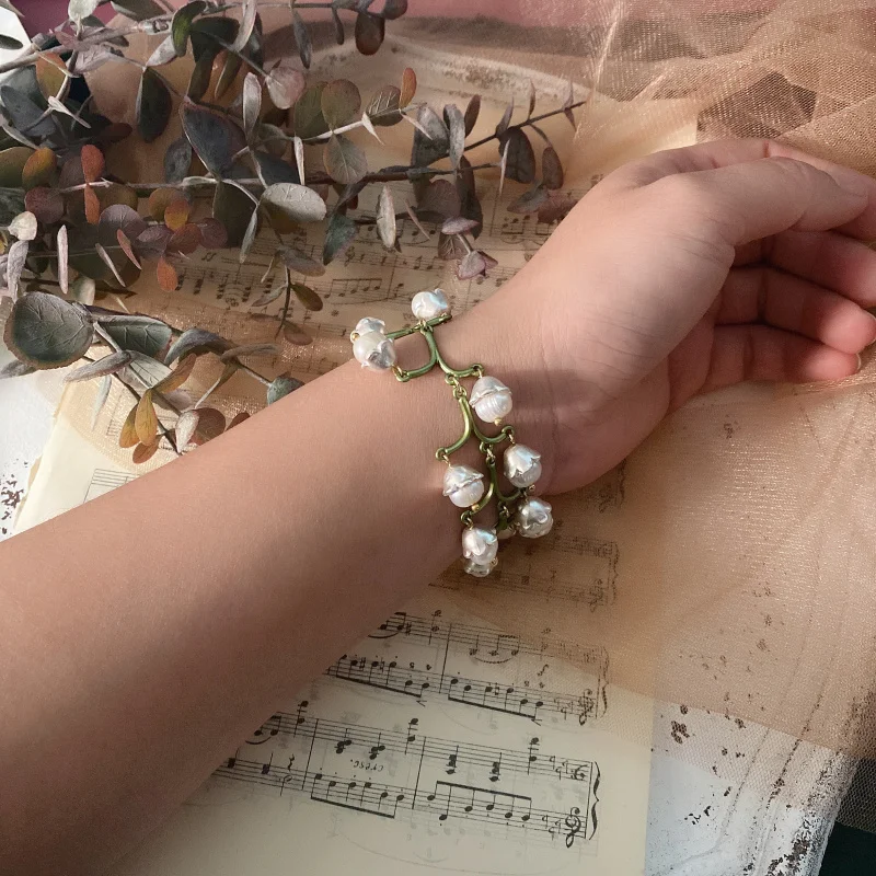 Mori lily of the valley Baroque fresh water pearl bracelet palace cool wind light luxury simple Bracelet accessories pearl bracelet