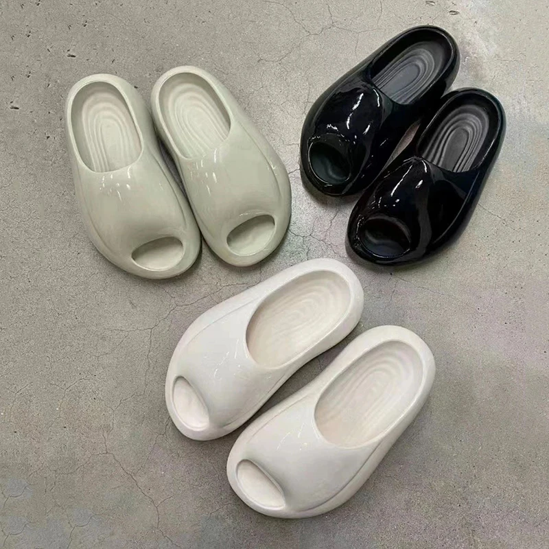 

Men's Women's Bread Slippers Large Size Platform Beach Shoes 2023 Star Style Slippers Casual Comfortable Beggar Couple Shoes INS