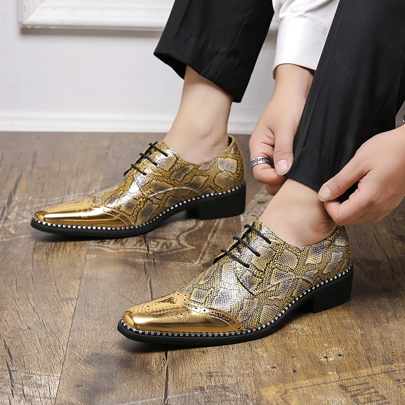 Men Fashion Block Shoes Silver Gold Luxury Gold Lace Leather Shoes Personalized Pointed Business Dress Size 38-46
