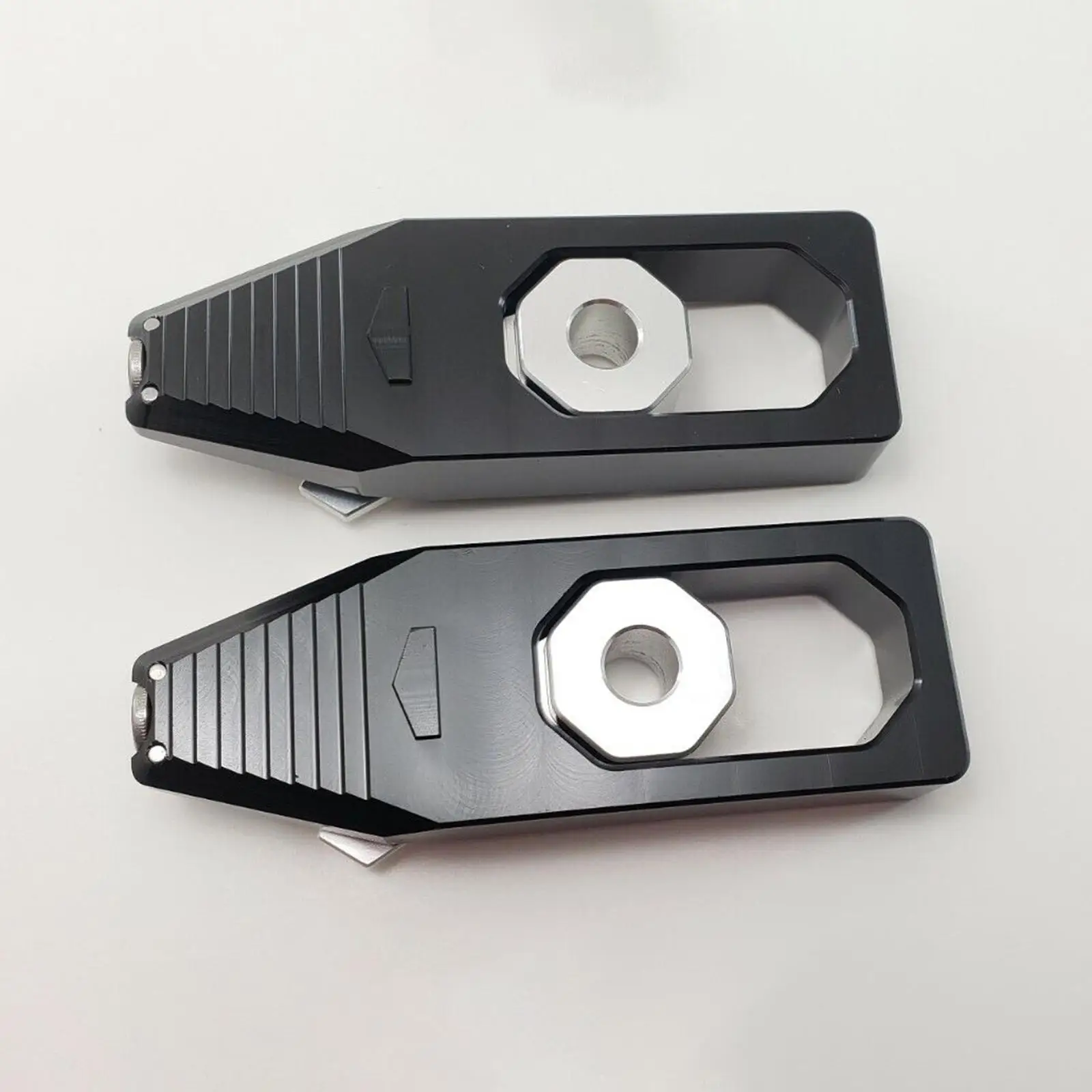 2PcsMotorcycleChainAdjustingAlignmentToolReplacementChain