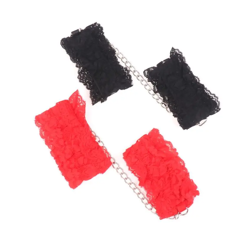 Manette in pizzo per giochi erotici di coppia e bondage_voghion.com