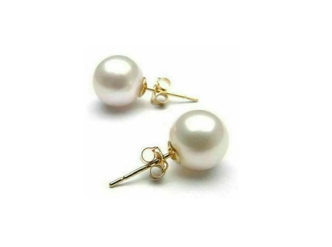 

AAAAA 10-11mm Round Natural Akoya White Pearl Earrings in 14K Gold