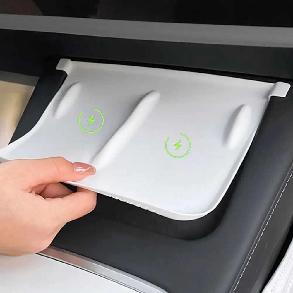 Silicone Wireless Charger Pad For Tesla Model Y Silicone Wireless Charging Mat For Tesla Model 3/y Glow Dark Car 무선 충전 패드