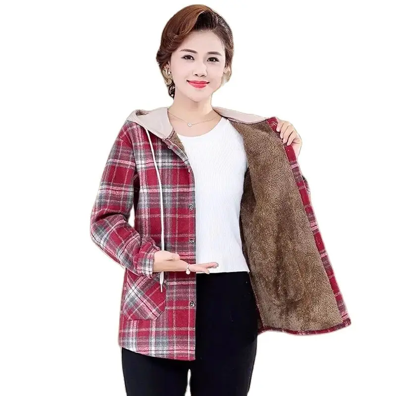 

Модная бархатная клетчатая рубашка с капюшоном, новинка 2023, женская рубашка для среднего и пожилого возраста, топы, куртка, утепленное теплое пальто на осень и зиму