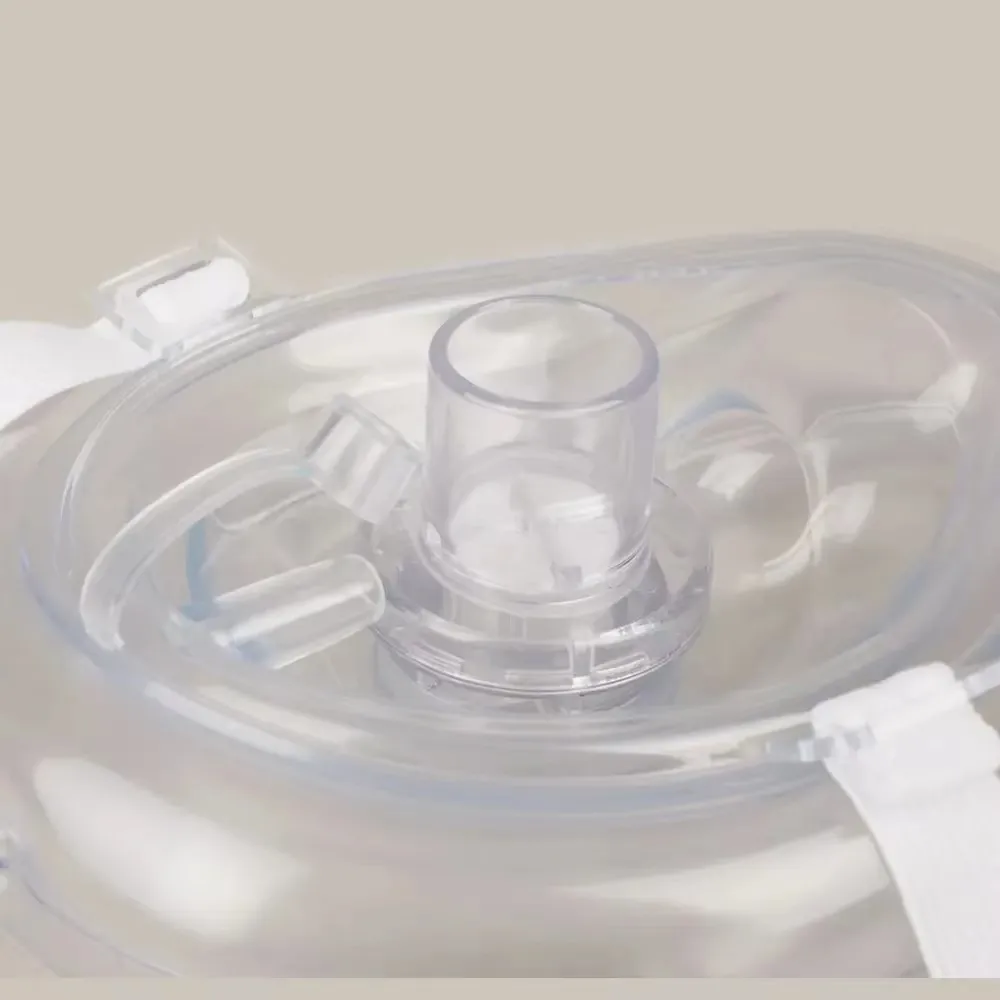 Reusable professional emergency cardiopulmonary resuscitation breathing mask to protect rescue personnel with artificial respira