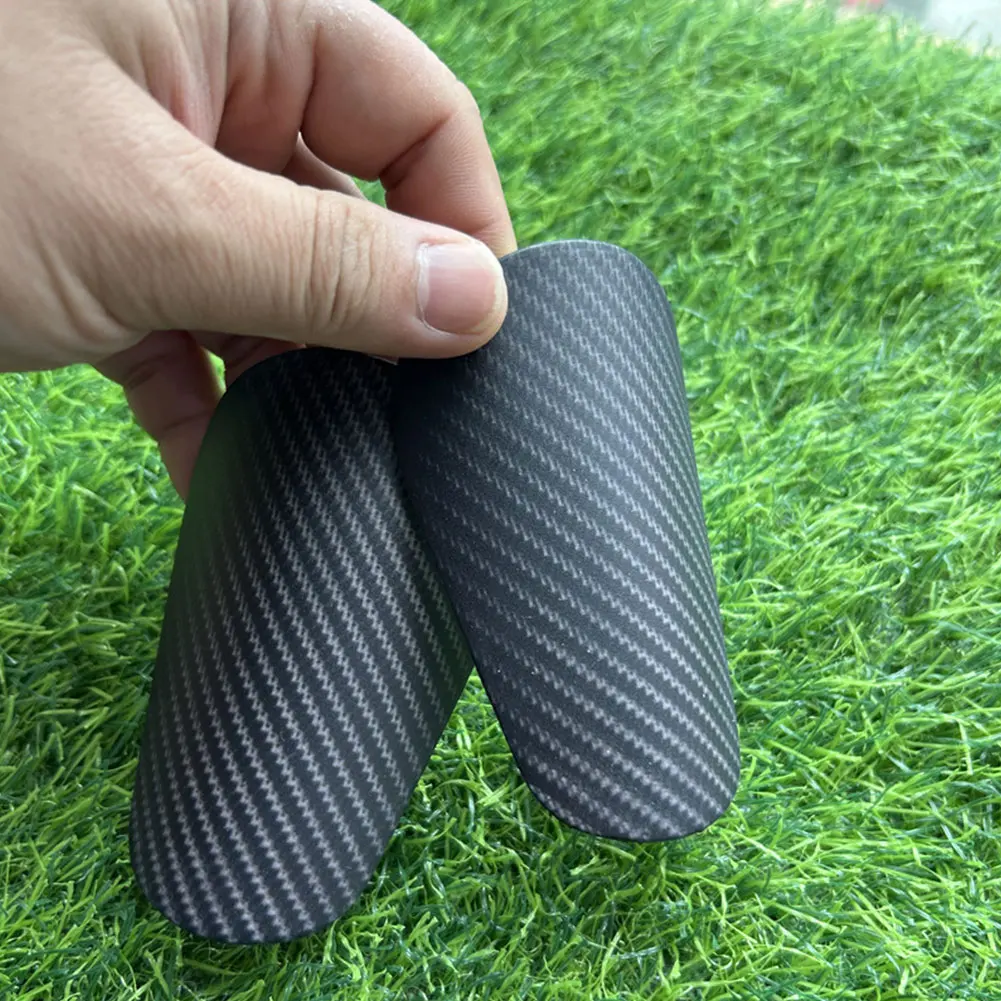 Shin Pads Protective Equipment Shin Guards Soccer Miniature Guard Mini Guards 1 Pair For Men Women Kids Boys and Girls